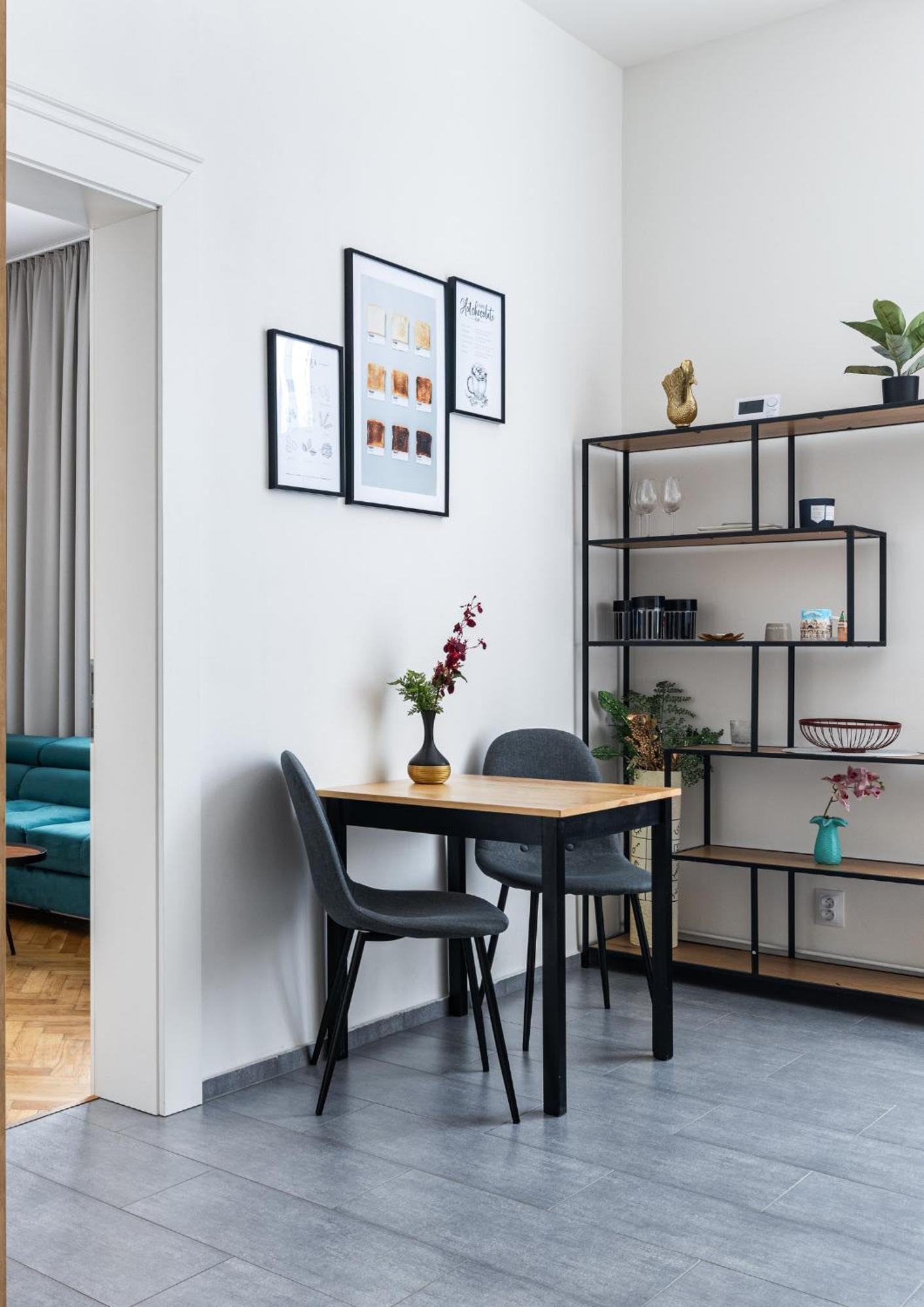 Stay2Gether City Buzz Apt - O2 Arena - Sleeps 6 Prague Luaran gambar